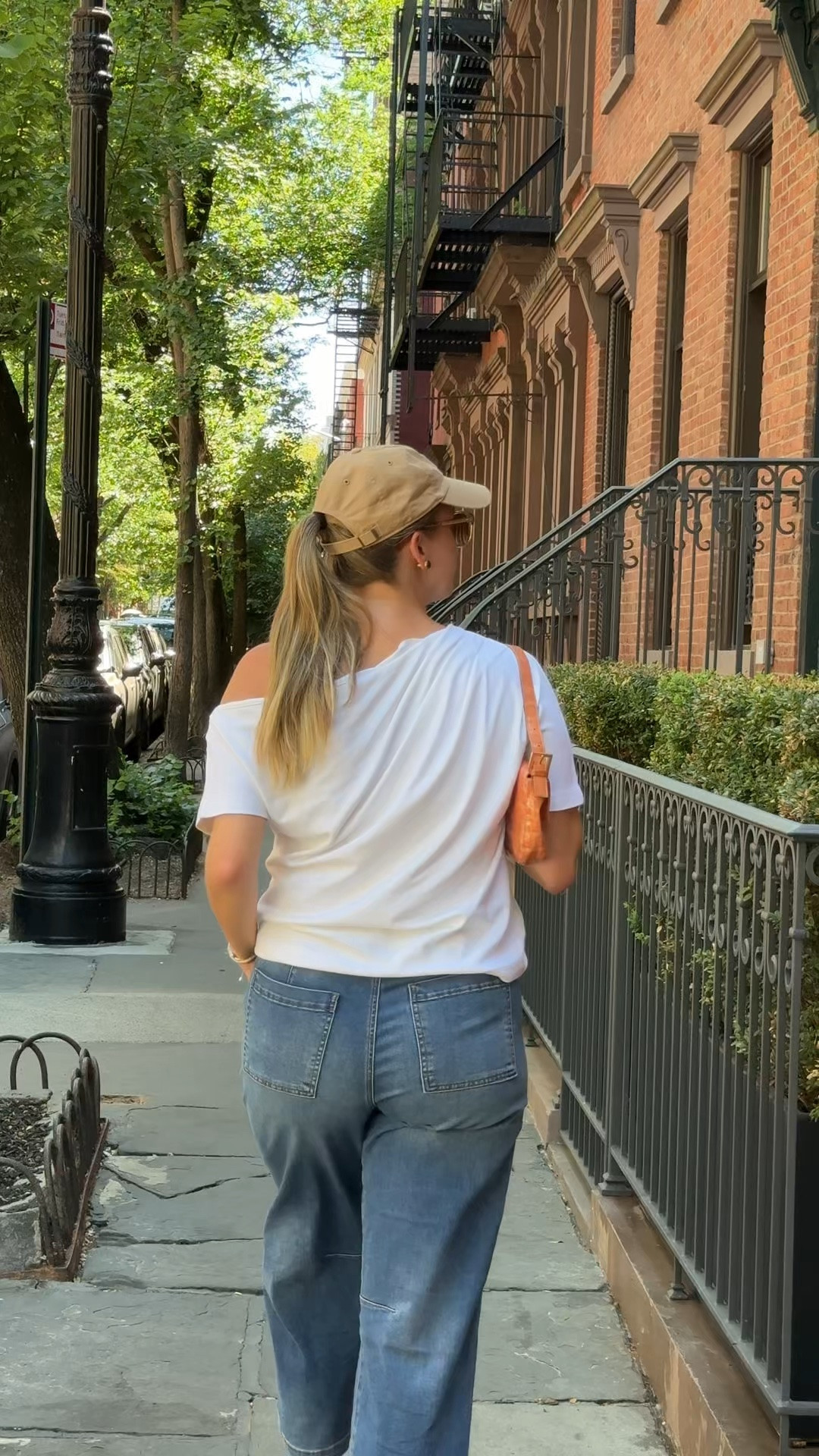 The best pants & jeans! 25% off sitewide

#LTKootd #LTKgrwm #LTKMidsize
