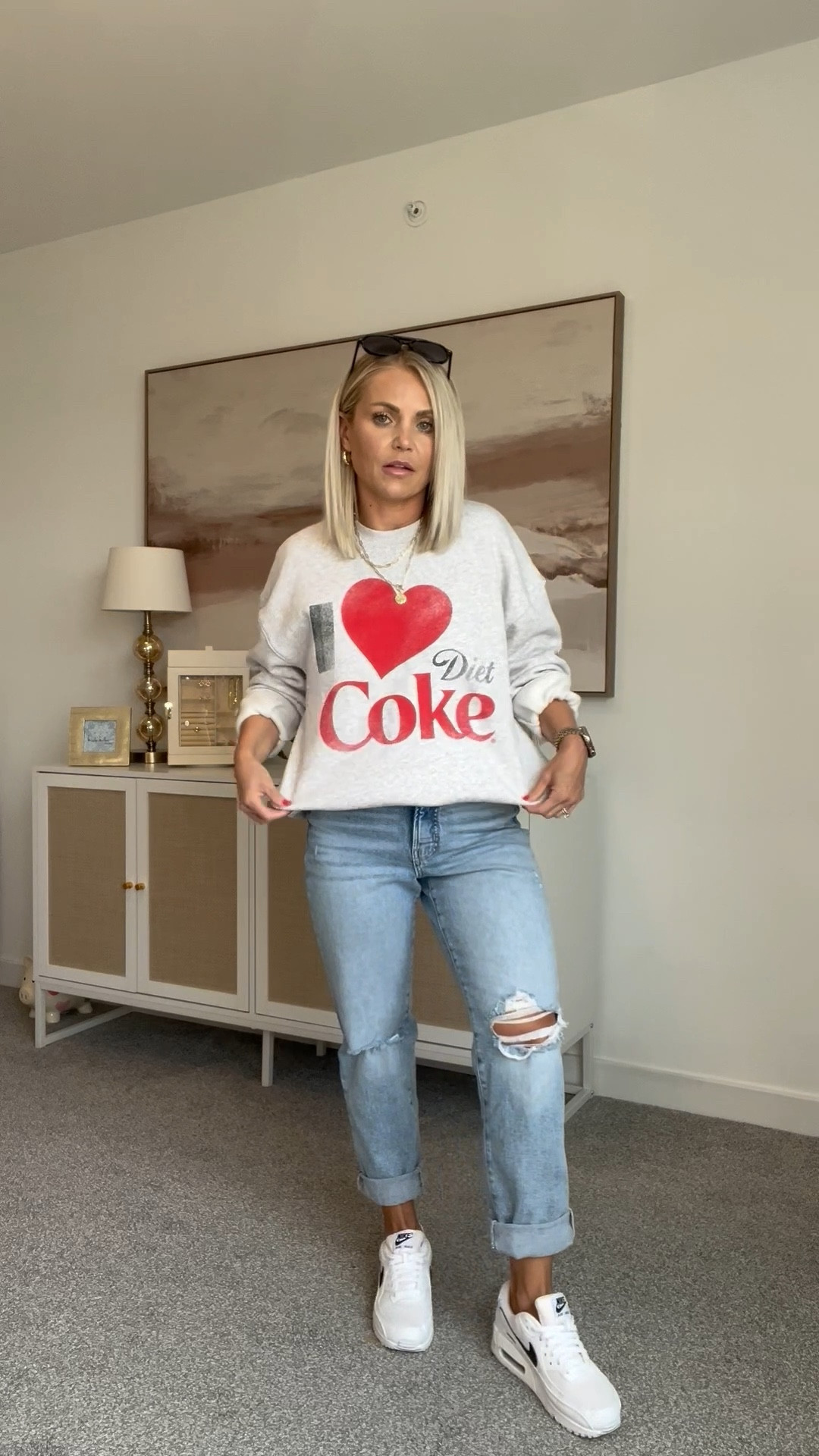 Old Navy Summer Outfit✨



Summer outfits, summer tops, Diet Coke sweatshirt, petite style, midsize fashion, jeans, old navy finds

#LTKStyleTip #LTKMidsize #LTKPetite