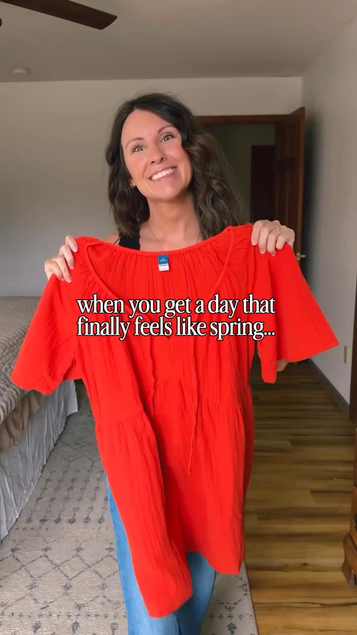 maybe not a typical spring color, but I don’t care 🤷🏽‍♀️ it’s fun and bright ♥️☀️🥰

Is it spring weather where you are?!
Save this post for spring outfit inspiration for when it is!🫶🏽

xs petite in my dress, xs in my denim jacket, size 6 in my boots! Love this colorful scarf, colorful beaded necklace and bag!

#oldnavycreator #gauzecotton #springstyle2026 #fryeboots #petitestyle

#LTKgrwm #LTKPetite #LTKootd