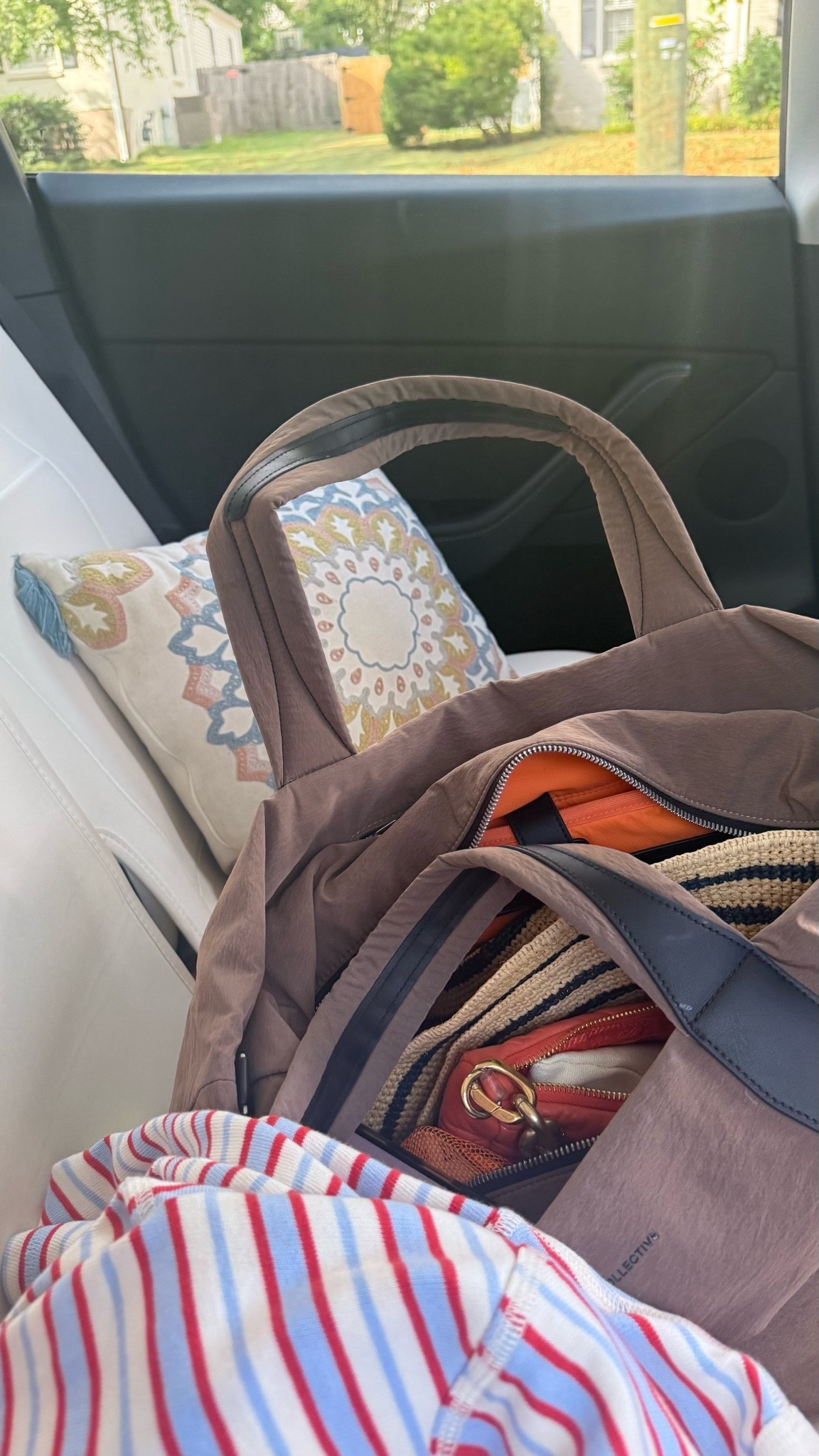 What’s in my bag for the airport! Heading to the beach for a bachelorette with a carry on, here’s what I bring!

#LTKdayinmylife #LTKTravel #LTKSaleAlert