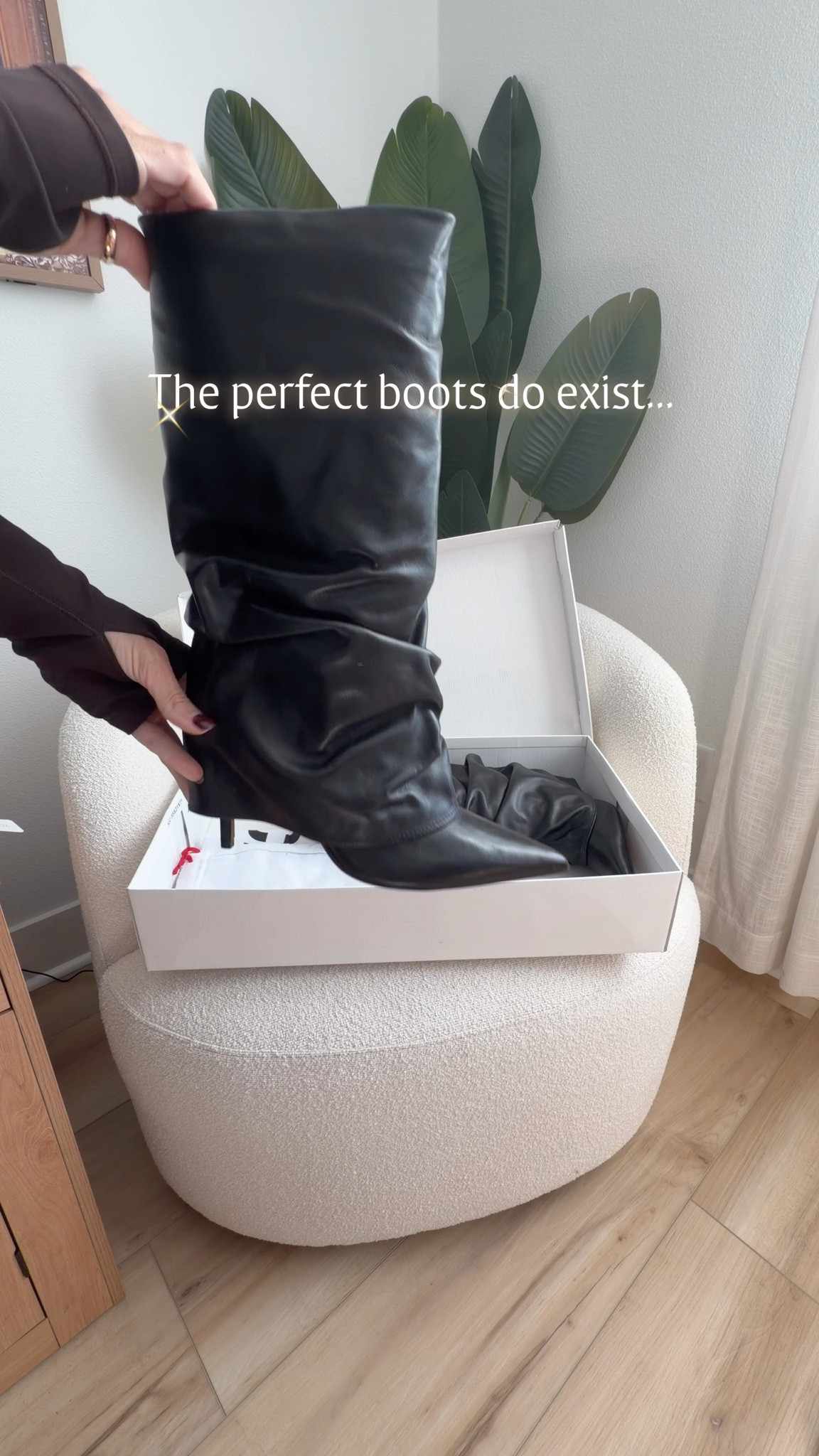 The perfect boots for fall / winter 
They are super comfortable and run tts 
I got mine is a 7.5 

#LTKSeasonal