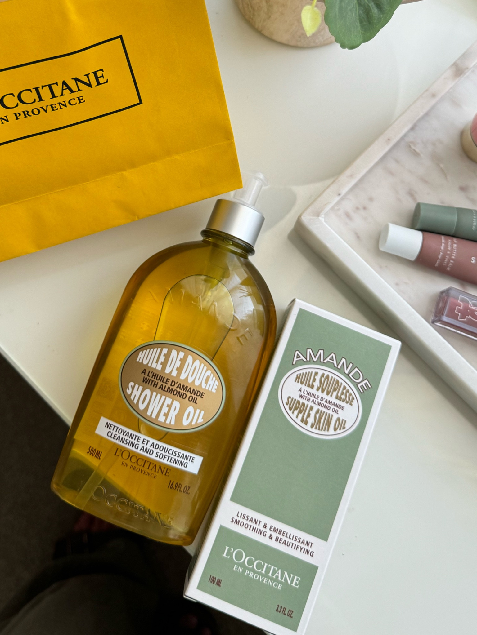 My FAV combo for glowy & nourished skin especially in the summer 💛 Shower gel & body oil. Also, the gift bundle is a perfect present idea! 

#LTKgiftguide #LTKaustralia #LTKbeauty