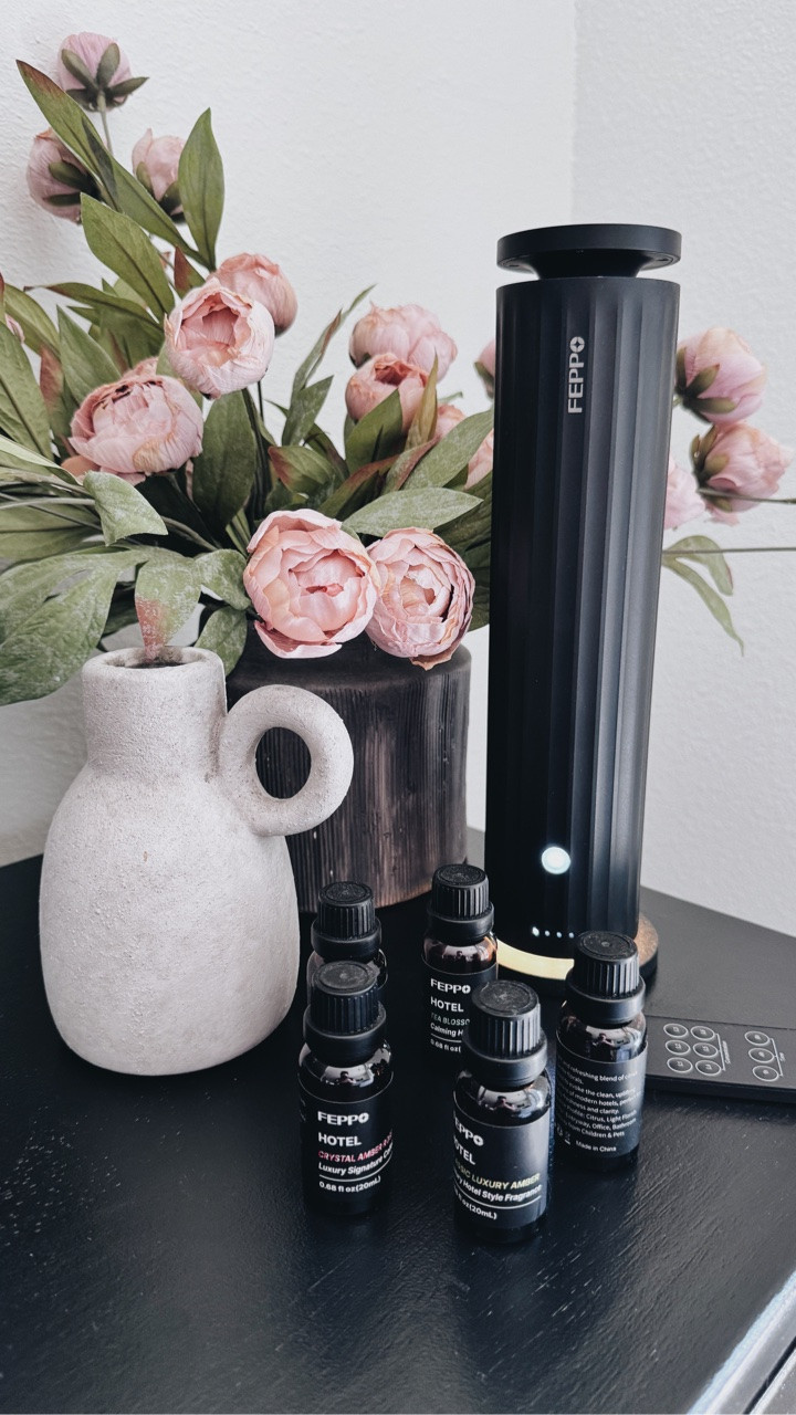 Your home could literally smell like a luxury hotel. 

Waterless diffuser, diffuser, home scents, home fragrance, home finds, cleaning products

#LTKHome