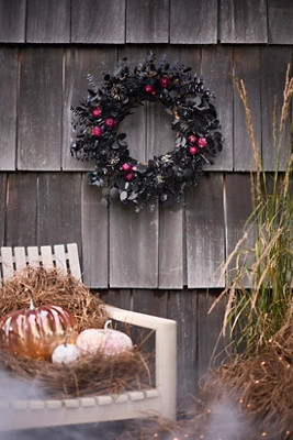 Gothic Garden Dried Wreath | Terrain