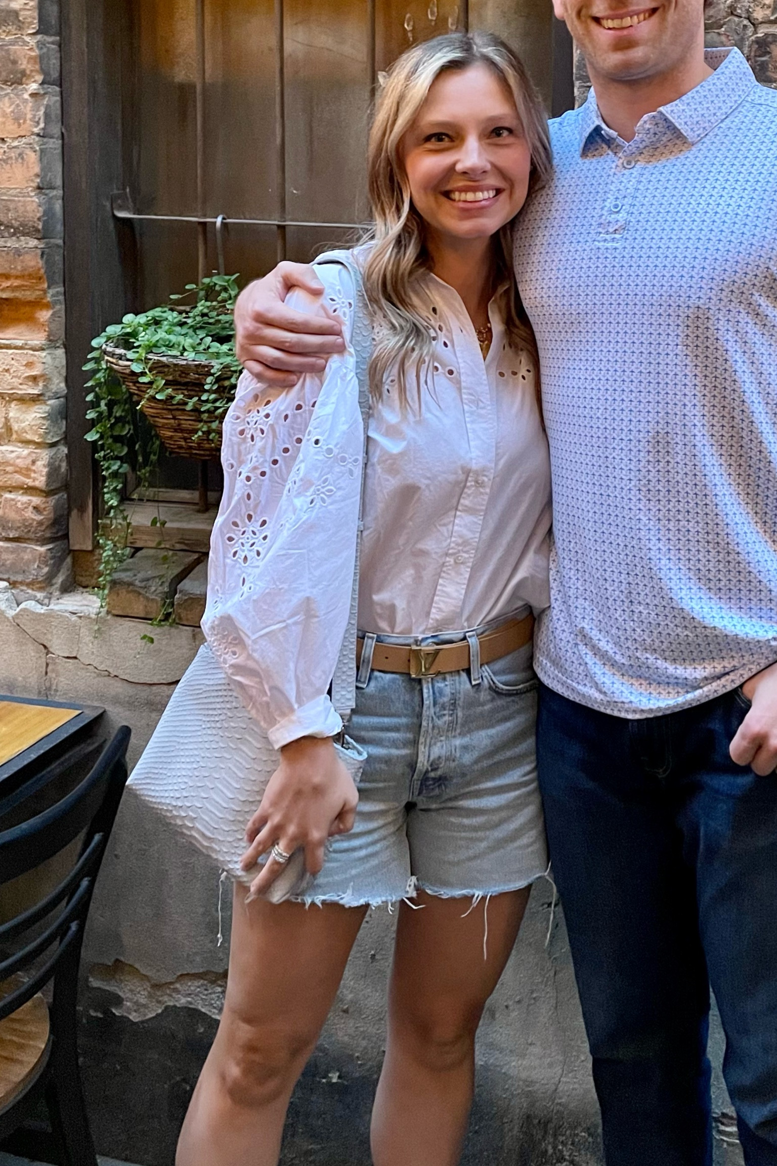 Such a fun dinner outfit! The long sleeve shirt and shorts were perfect for the SLC temperature!!!

#LTKstyletip