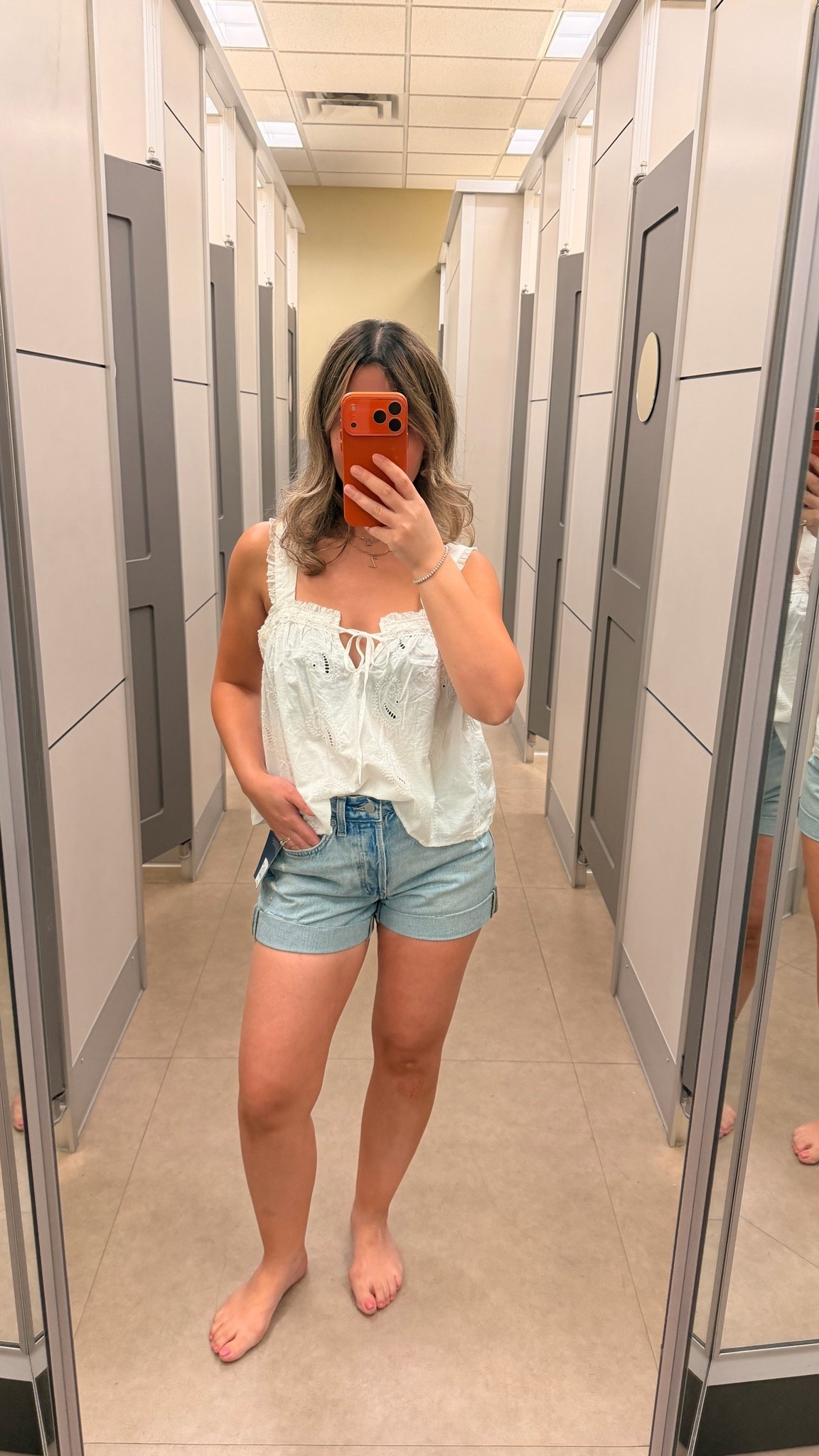 Top SMALL & shorts size 2

#LTKSaleAlert #LTKSeasonal #LTKU
