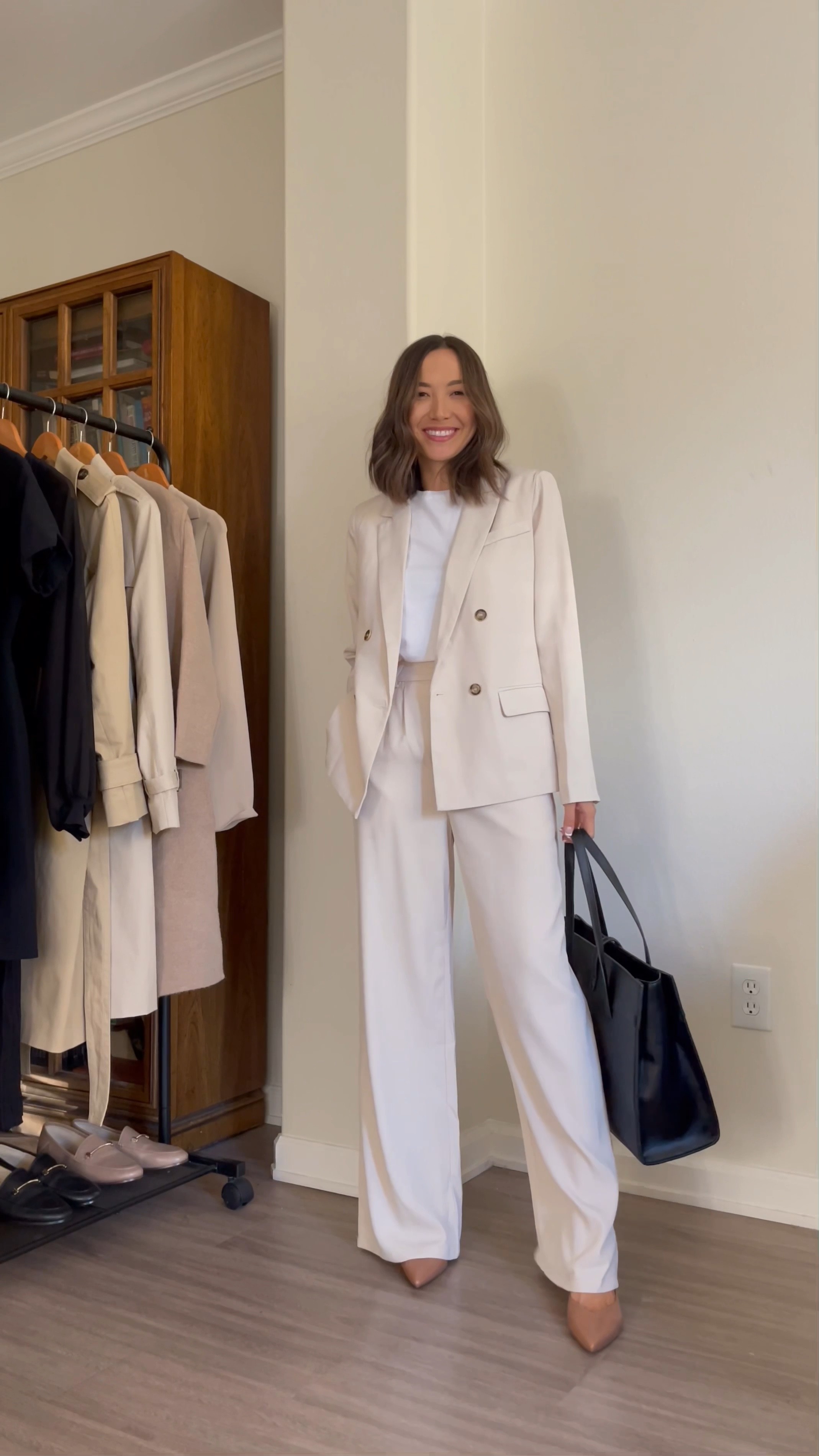 Minimal neutral work outfit 
Blazer xs 
Pants xs
Code JAZZ15 

#LTKworkwear #LTKunder100 #LTKunder50