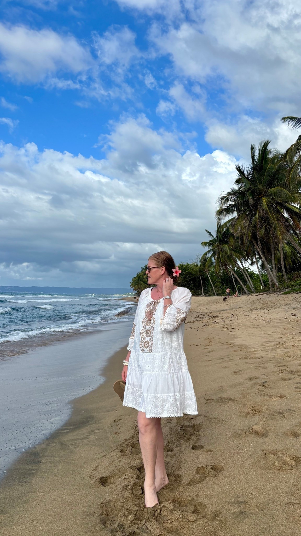 The embroidered tassel dress you need for your next beach vacay 🏖️