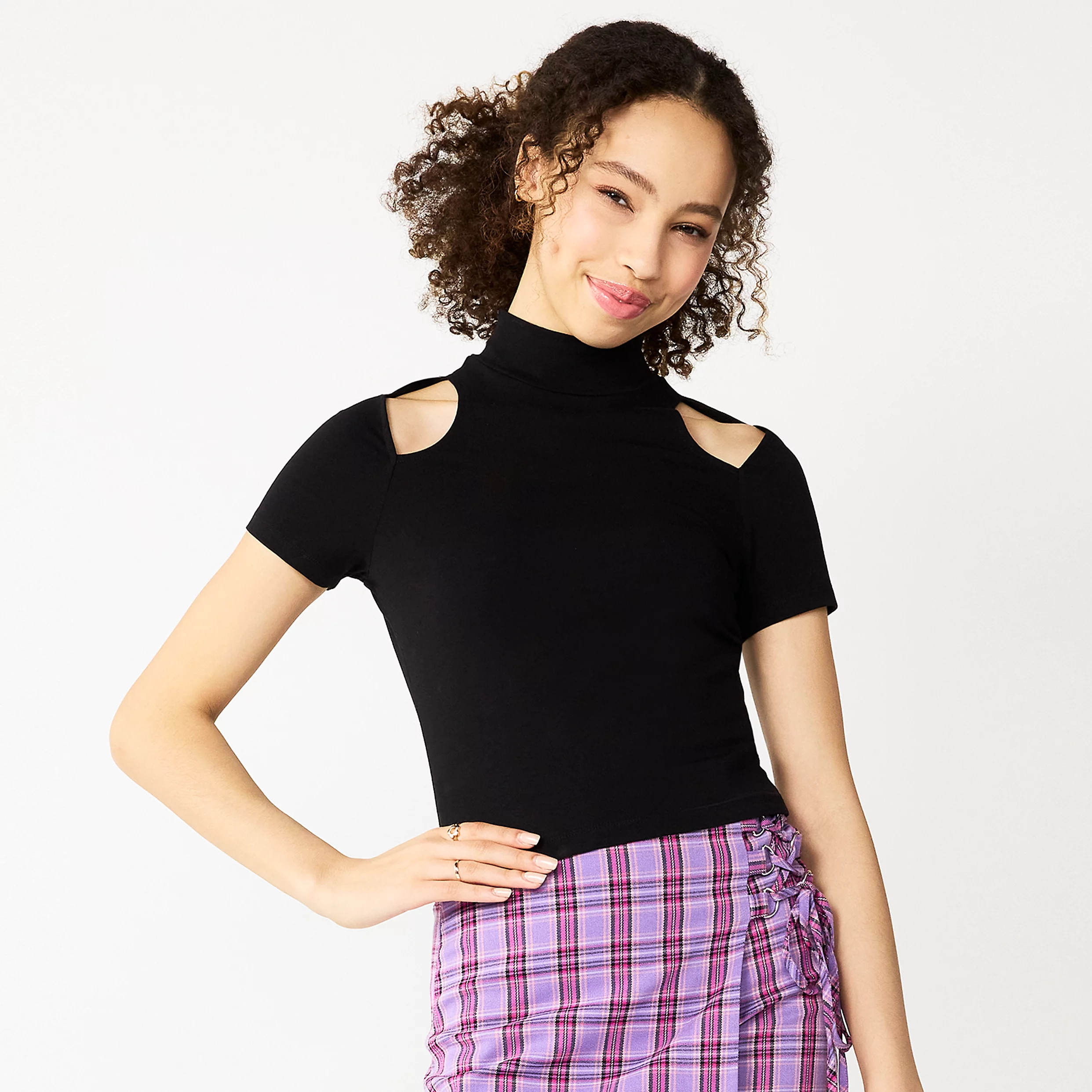 Juniors' SO® Solid Cut-Out Shoulder Top | Kohl's