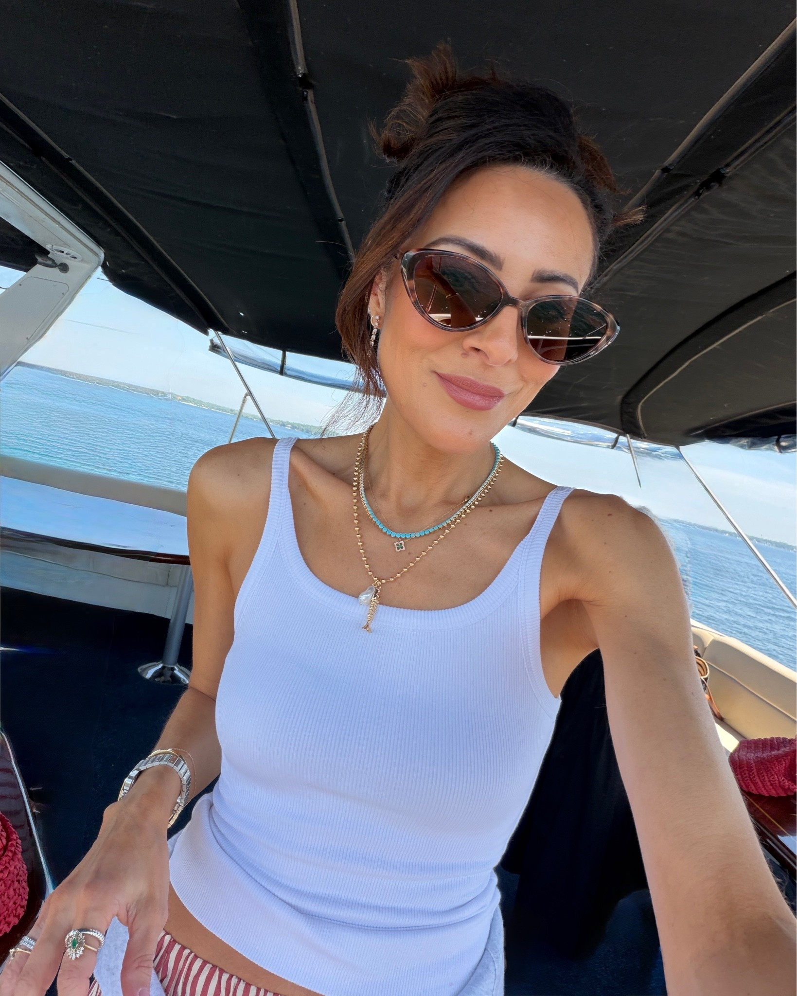 My exact jewelry stack and outfit for a day on the lake

#LTKootd #LTKOver40 #LTKTravel