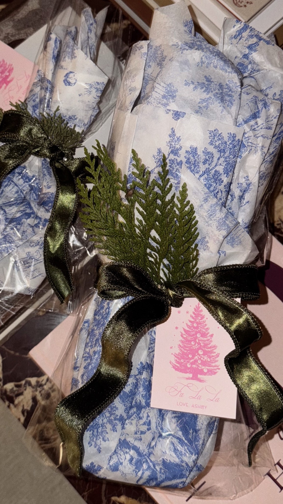 Holiday Gift Wrap // Christmas Under $50 // Amazon Gift 

#LTKHoliday #LTKFindsUnder50