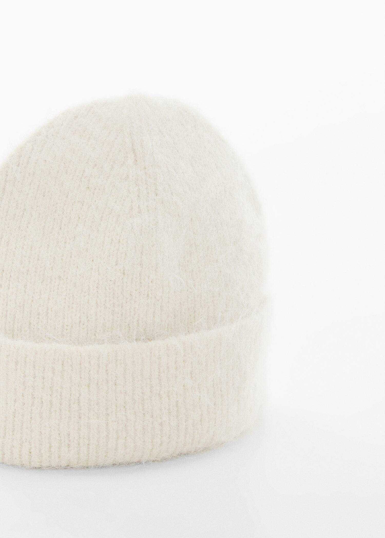Knitted wool-blend cap | MANGO (US)