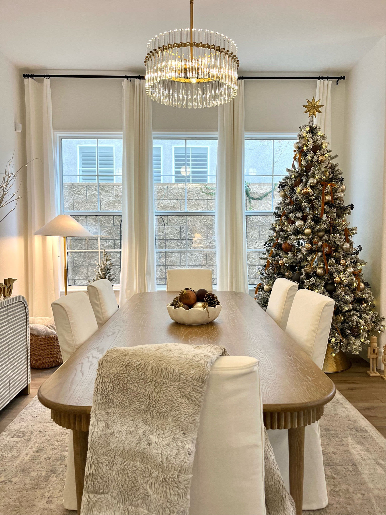 We love gathering at the dining table for the holidays. 

#LTKSeasonal #LTKhome #LTKHoliday