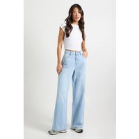 boohoo Women's Tall Basics Mid Waist Boyfriend Jean in Bleach Wash | Size: 16/34L | Denim/Cotton | boohoo (US & Canada)