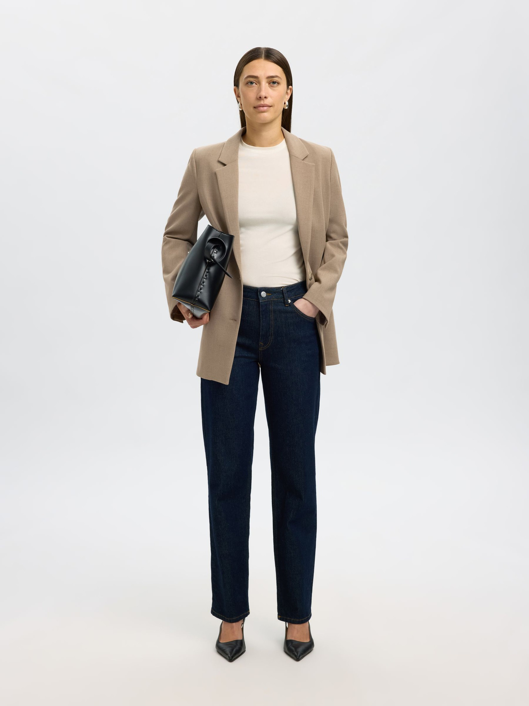 VISCOSE BLEND RELAXED BLAZER£135.00 | Selected