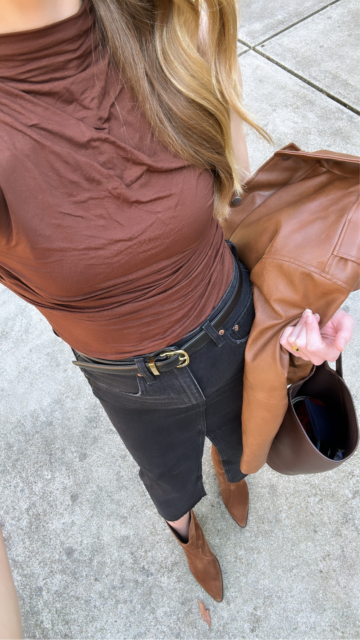 Top size S, skirt 26, boots TTS. Similar pieces also linked 🤎

#LTKfindsunder100 #LTKSeasonal