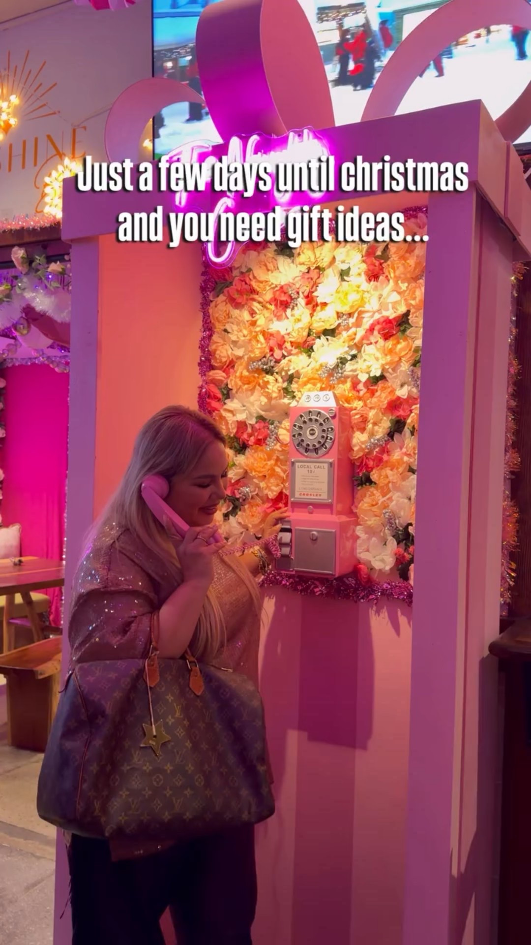 Gift ideas for her 🤍 #makeup #skincare #giftideas

#LTKselfcare #LTKHoliday #LTKGiftGuide