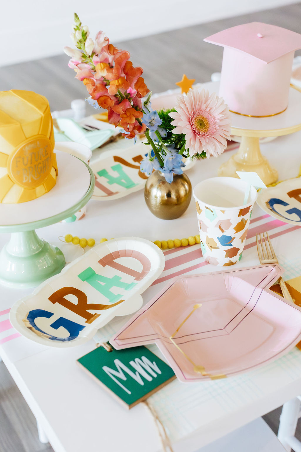 I recently had the pleasure of partnering with Shakira Patterson to help style her newest paperware collection with My Minds Eye!  She created the cutest young grad collection for your youngest graduates- think pre-K, Kindergarten and 5th Grade.  While the young graduates were the focus, these pink and green plates would be sweet for any graduation party!  

Use code KRISTA10 at My Mind’s Eye for 10% off!

 

#LTKFamily #LTKParties #LTKKids