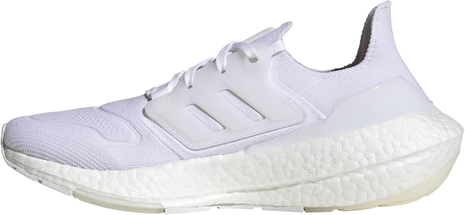 adidas Women's Ultraboost 22 Running Shoe | Amazon (US)