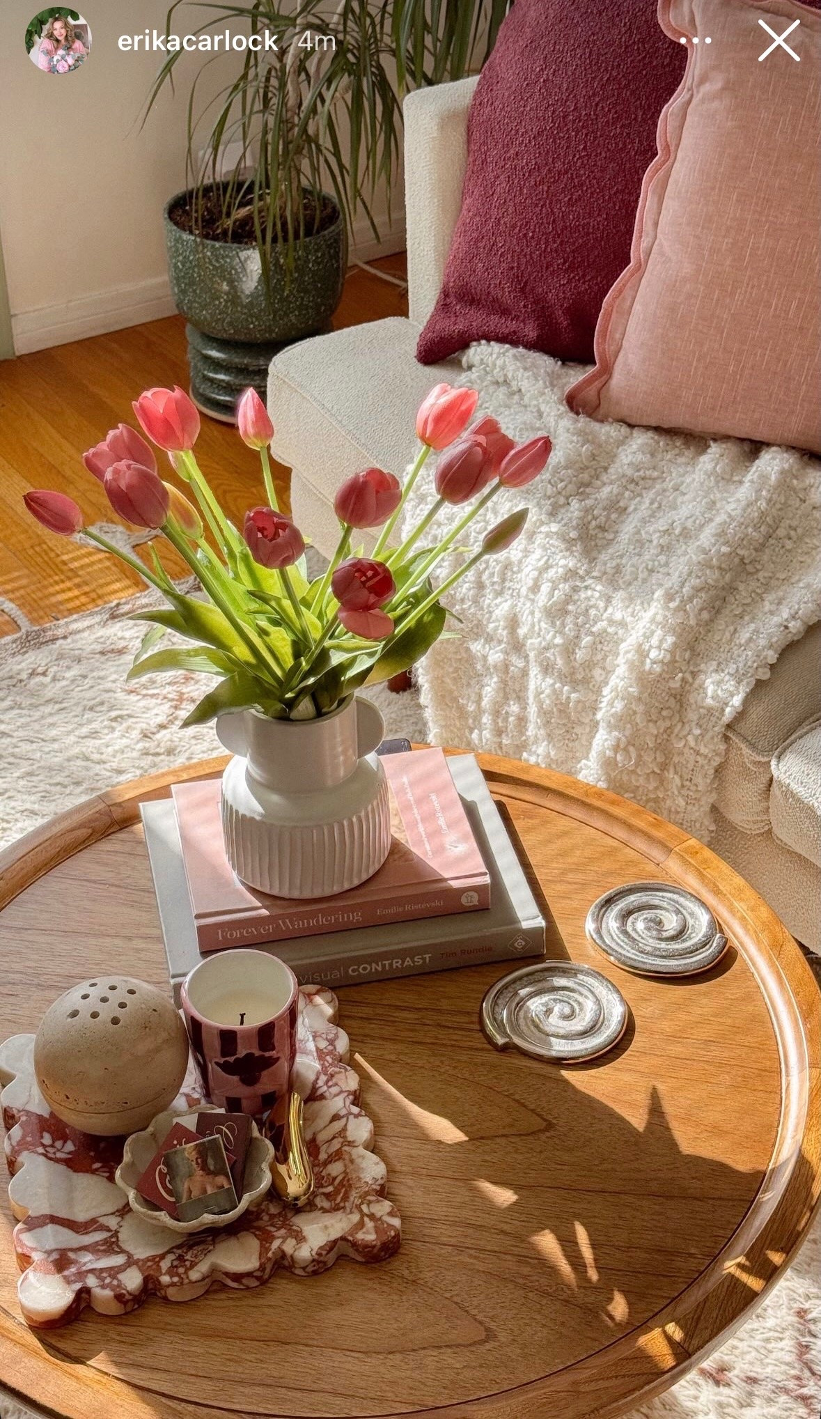 Living room details this August 🫶🏼