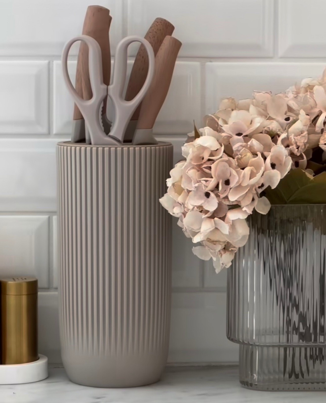 Scroll to shop! Follow for more finds! Xo! 🥰 

#LTKFindsUnder100 #LTKHome #LTKFindsUnder50