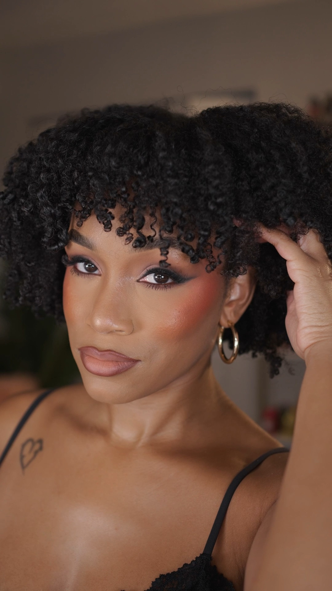 ☀️ Heat Wave Blush 🔥
Red + orange blush layered together for the ultimate fiery flush. Shop the products I used here:
Patrick Ta She Left Me On Read (cream + powder)
Made By Mitchell Blursh Mango Daiquiri (cream)
NARS Taj Mahal (powder) #BlushCombo #MakeupForWOC 

#LTKBeauty