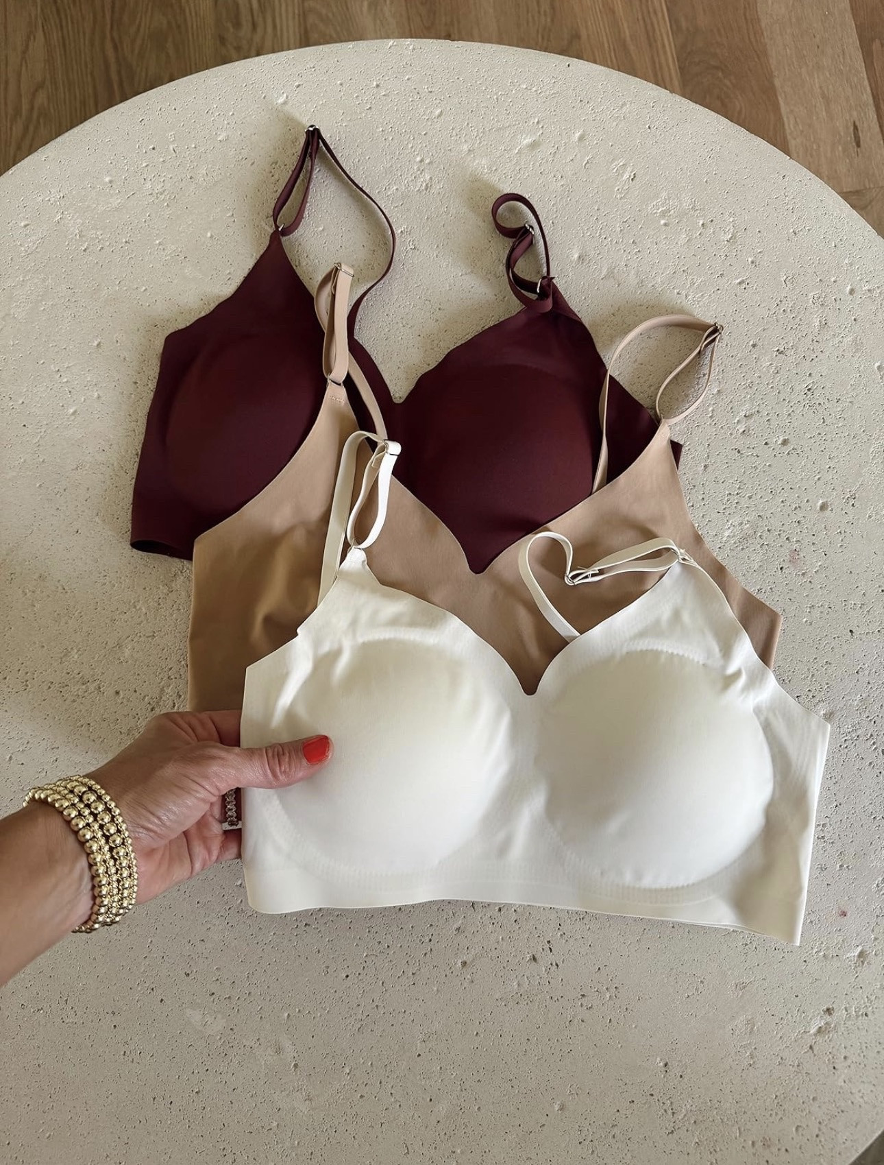 My FAVE bras of all time come in a 4 pack and are on SALE for under $25!