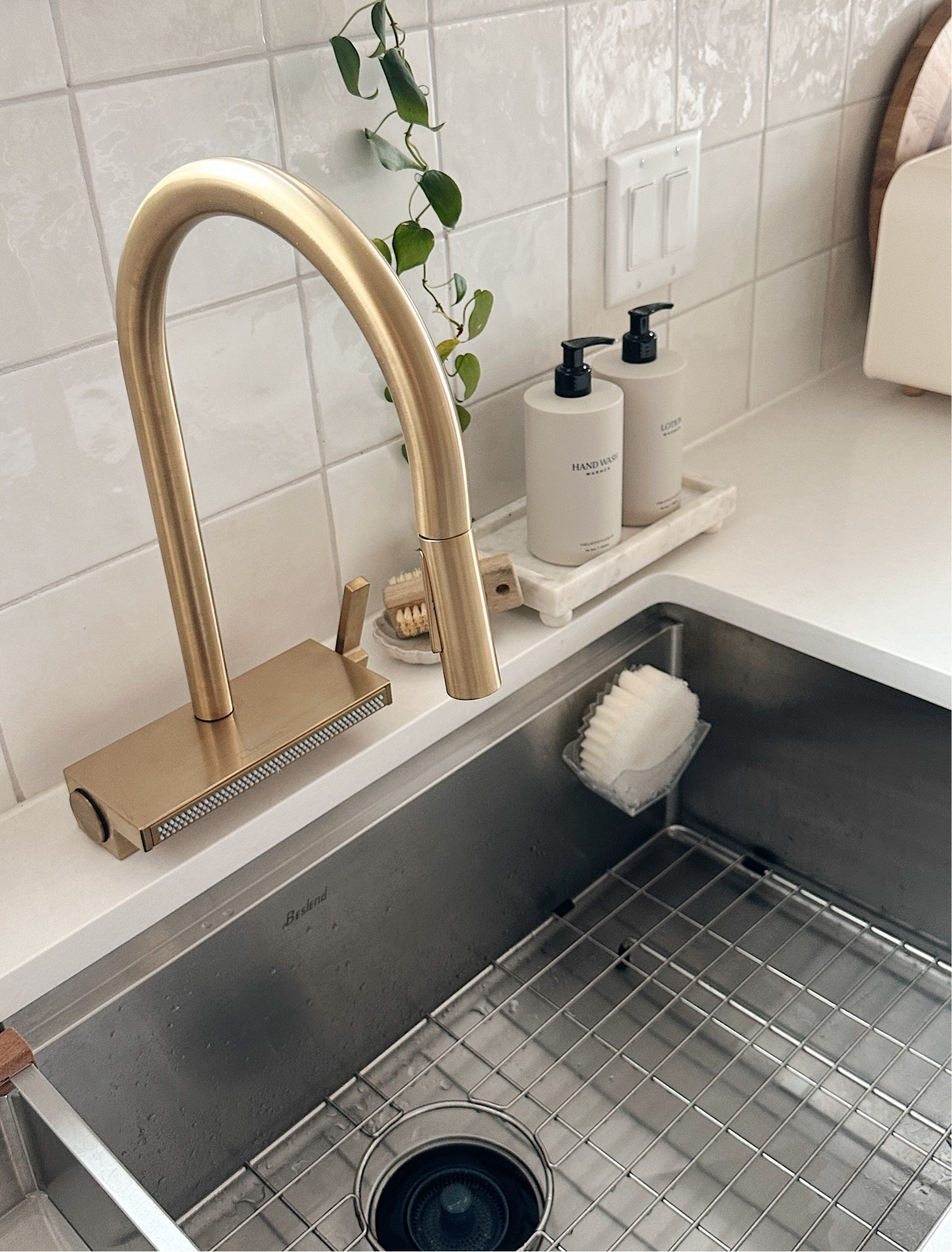 A moment for the faucet 

#LTKHome
