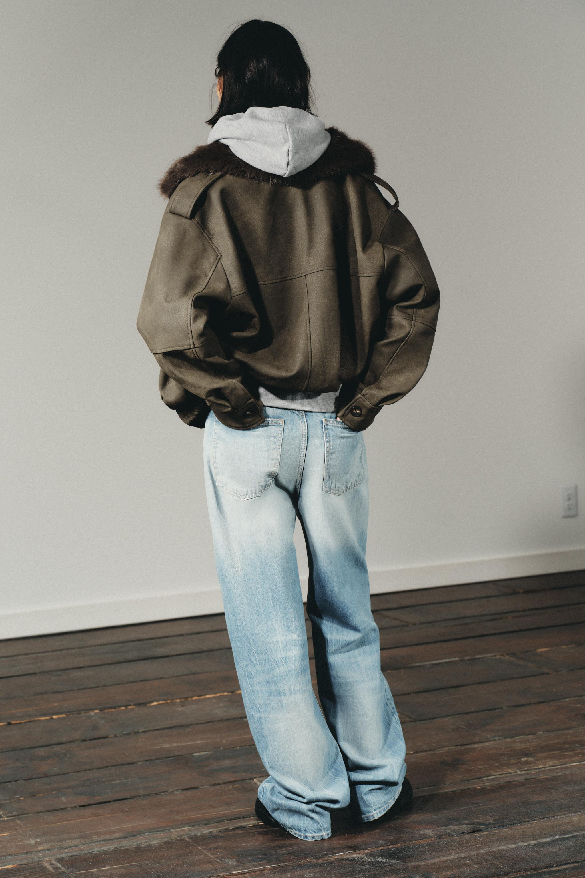 TRF WIDE LEG MID-WAIST JEANS | Zara UK