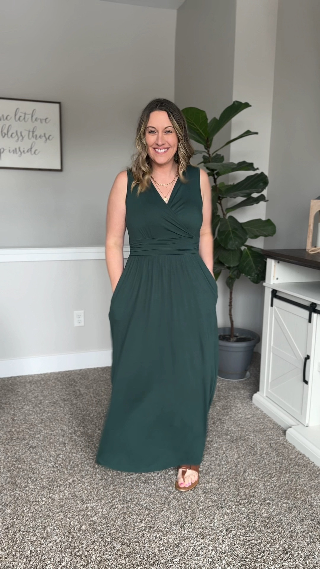 Sleeveless Dresses For Women LILBETTER Women Sleeveless Deep V