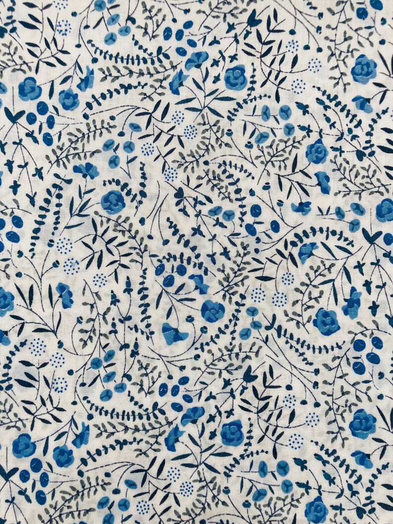 Liberty Tana Lawn petit Bleu Fabric Bundle. 8 Pieces of 6x - Etsy | Etsy (US)