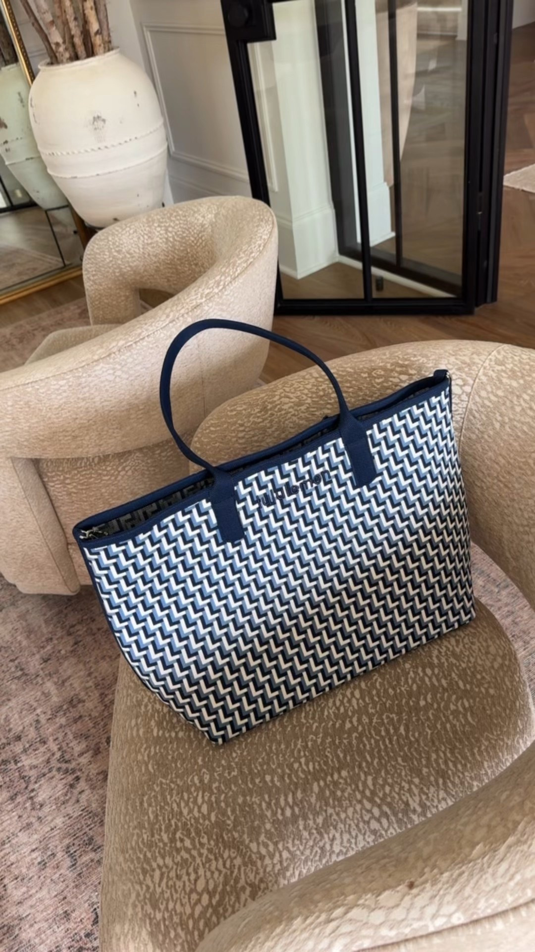 The perfect gym bag 

#LTKSeasonal #LTKStyleTip #LTKActive