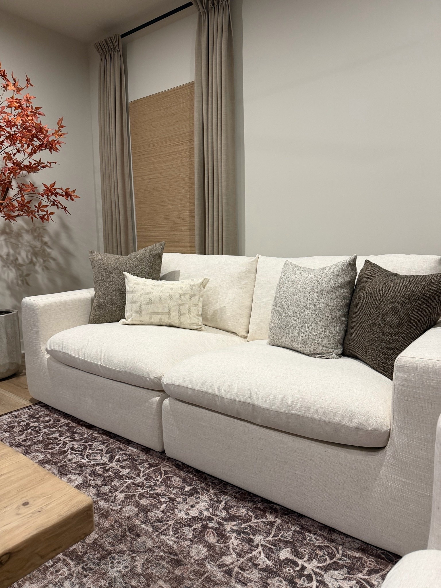 Cream sofa, white sofa, linen sofa, sofa, neutral sofa, pillow covers

#LTKSaleAlert #LTKHome #LTKSeasonal
