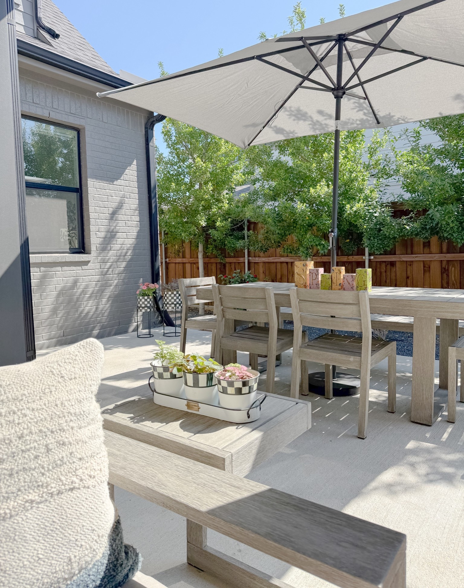 My favorite season is here! 🌸🌿
And there’s no better way to celebrate than 20% off sitewide at @mackenziechilds 🏁
Members exclusive — perfect time to refresh your spring porch! 🪴🤍

#LTKSeasonal #LTKSaleAlert #LTKHome