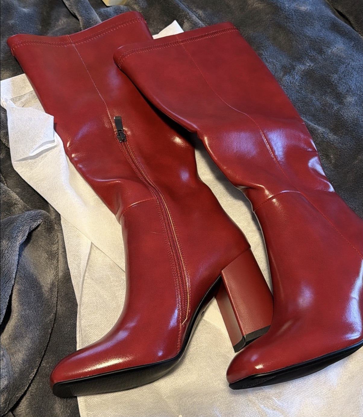 Fall/holiday outfit - Red knee high boots, faux leather mini skirt, wine red sweater 

#fall #winter #holiday #holidayoutfit #holidaystyle #fallstyle #winterstyle #fallfashion #holidayfashion #winterfashion #redboots #boots #kneehighboots #fauxleather #blackskirt #redsweater #amazon #amazonfind #amazonfashion #ltkfind 

#LTKSeasonal #LTKStyleTip #LTKParties