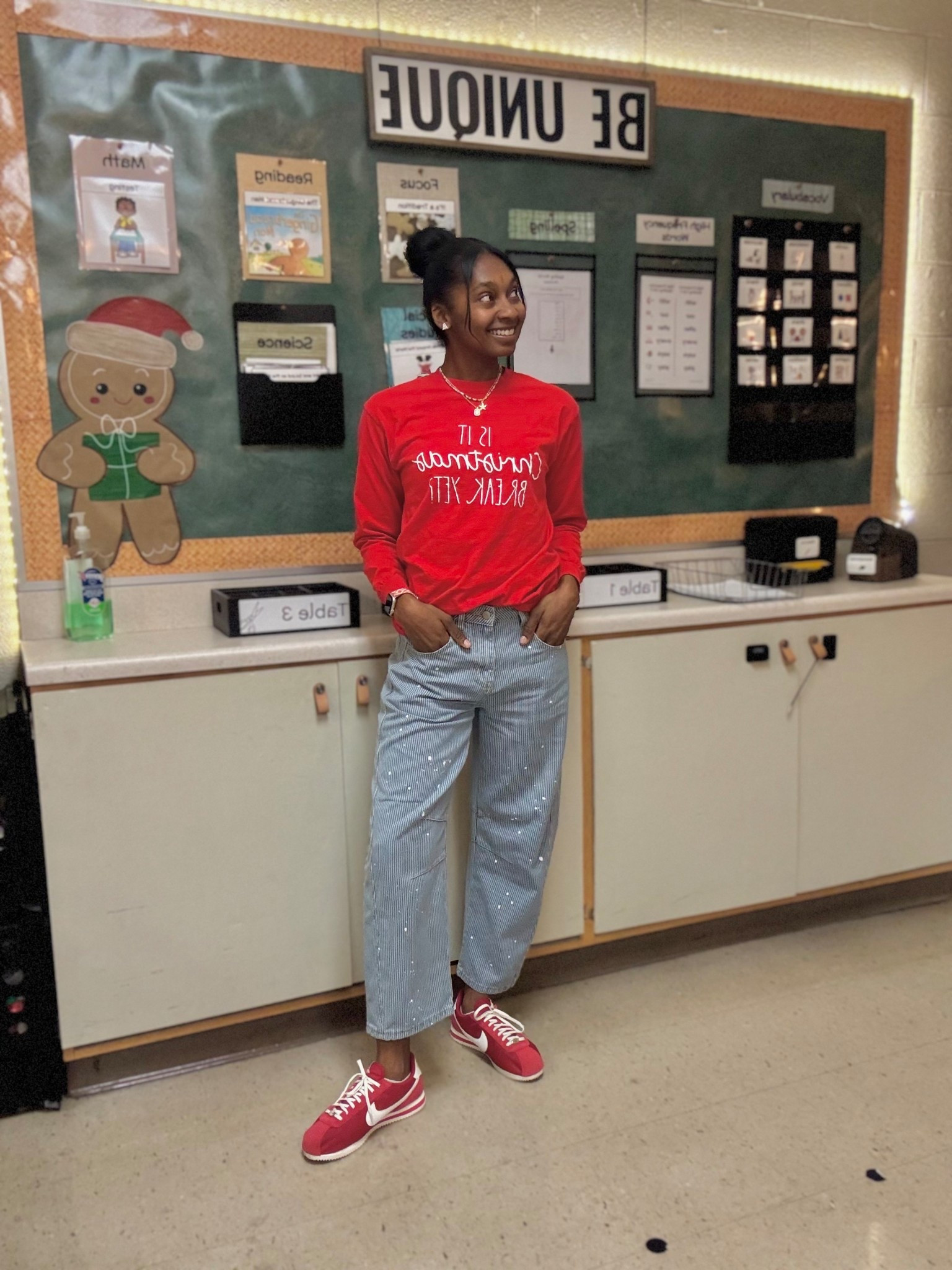 Basic and comfy Christmas teacher fit. 

 #teaching #ootd #LTKootd #LTKWorkwear #LTKFindsUnder50