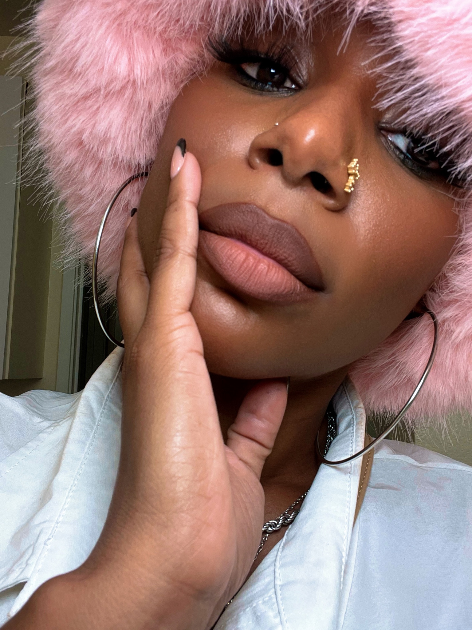 One of my favorite nude lipstick combinations Chestnut lip pencil x Over the taupe powder kiss xx

#LTKbeauty