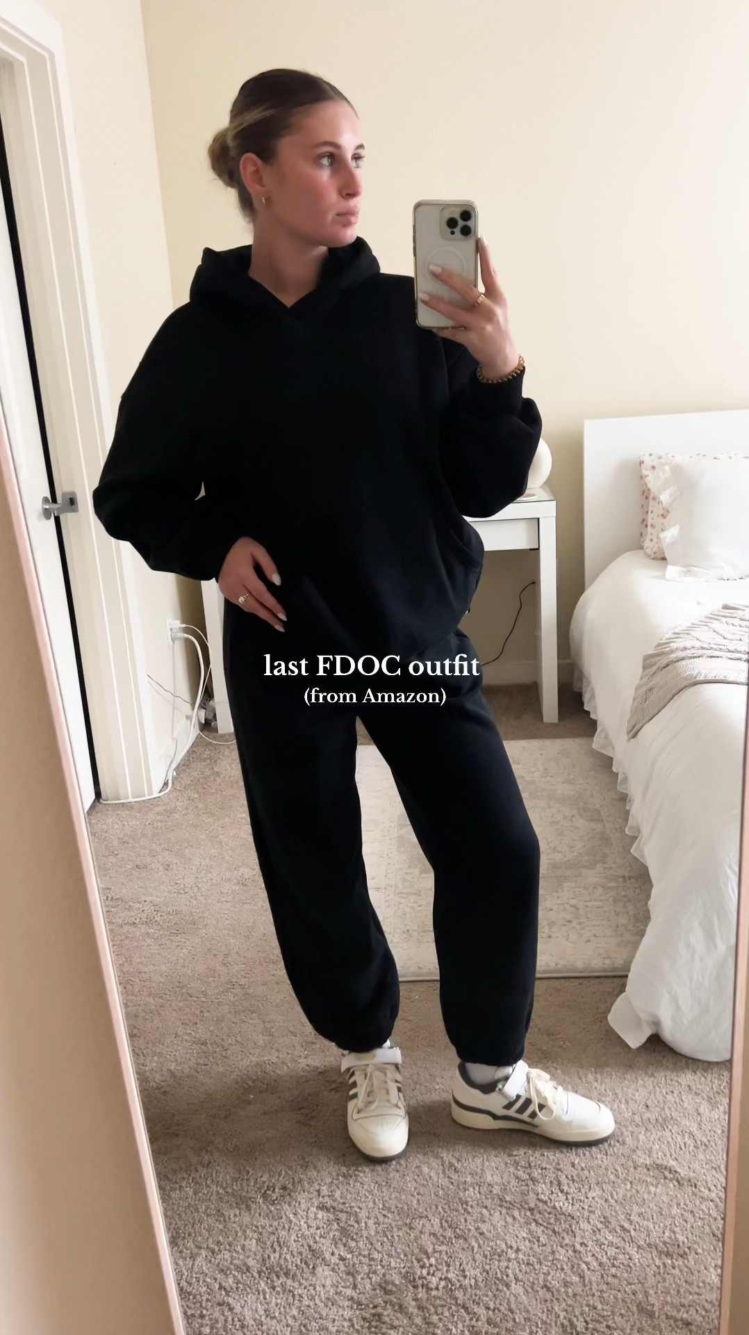 I hit the JACK POT when I discovered this matching sweat set!!
The quality is amazing & it is extremely affordable:))

#LTKGiftGuide #LTKFindsUnder100 #LTKStyleTip