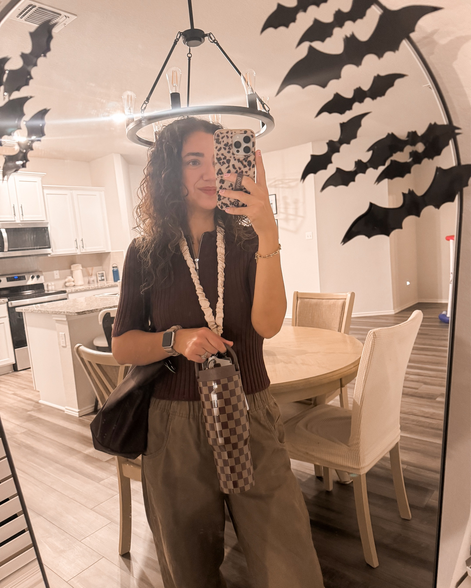 Give me all the chocolate browns and olive tones this fall 🤎🫒🐻🍁🍃

Quarter zip sweater- medium
Barrel leg pants- small
Leopard kitten heels- 9.5

Love my hydrojug the autumn checkers is so fun for fall! The scrunchie lanyard and Apple Watch band are the perfect teacher accessories from Andi. My Longchamp tote is so dreamy in the chocolate brown color!

My code mayataylor gets you 10% off loopy cases!

#LTKWorkwear #LTKItBag #LTKStyleTip