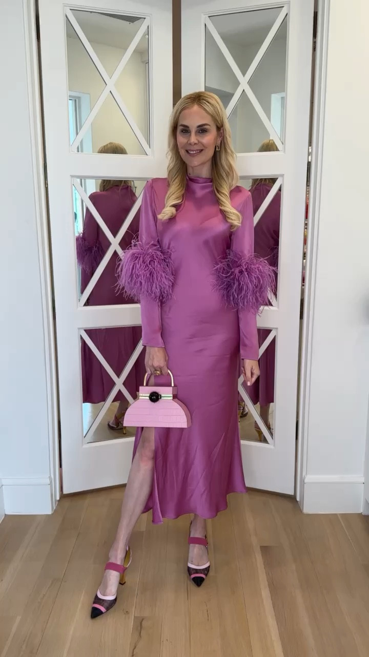 OOTD 💖💜💖💜 Restyling my birthday dress for today’s La Pointe presentations!

Dress || La Pointe
Shoes || Fendi 
