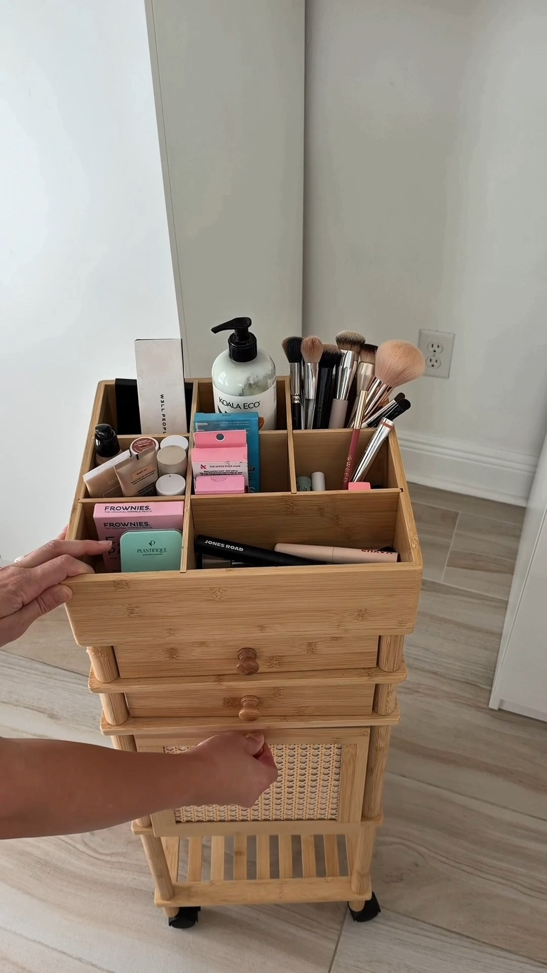 This rolling storage organizer on wheels is perfect for smaller spaces! Organize your makeup, skincare products and more!