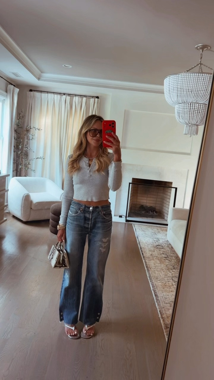 Levis -Kaia / re done these are on the re done website. Check new arrivals daily. One or 2 pairs are only made I check all the time for new pairs I love 
Nila lotan - high waist fitted in wash BLUE I WEAR SIZE 24
Citizen - dark wash I wear size 24 tts 
Zara - true to size