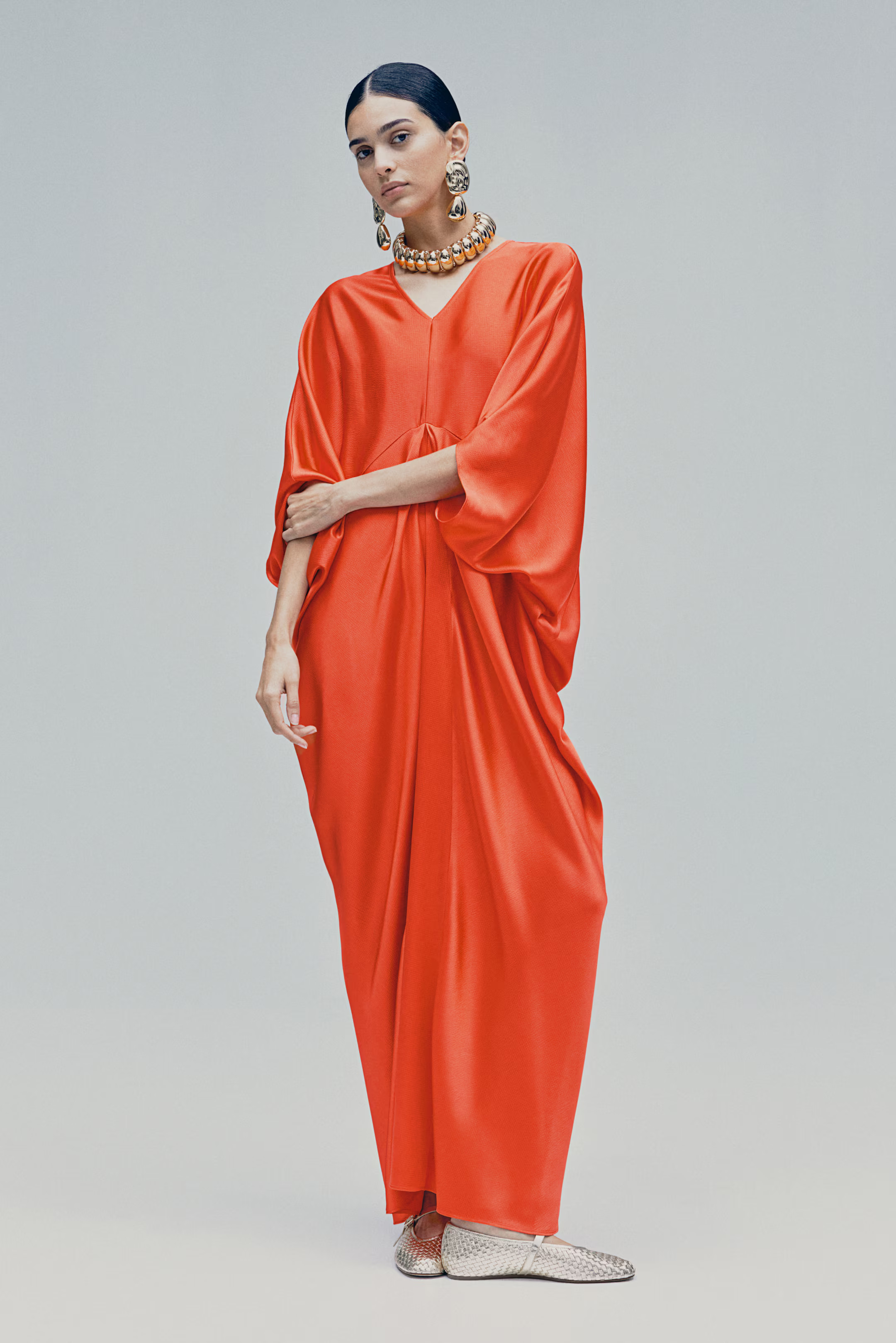 Satin kaftan dress | H&M (UK, MY, IN, SG, PH, TW, HK)
