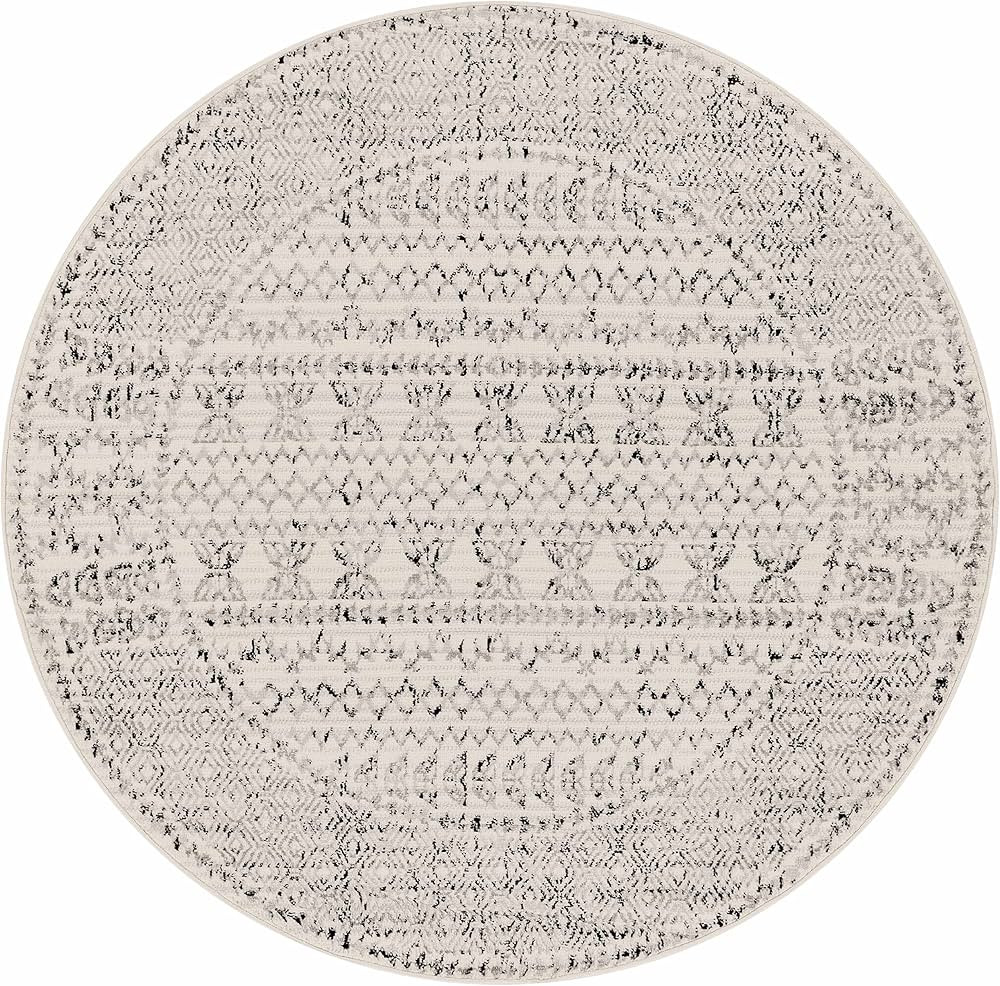 Hauteloom Greig Farmhouse Moroccan Geometric Area Rug - Boho Aztec Tribal Carpet for Living Room,... | Amazon (US)