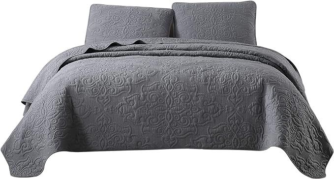 Chezmoi Collection Frederick 3-Piece Cooling Bamboo Fiber Quilt Bedspread Embroidered Medallion D... | Amazon (US)