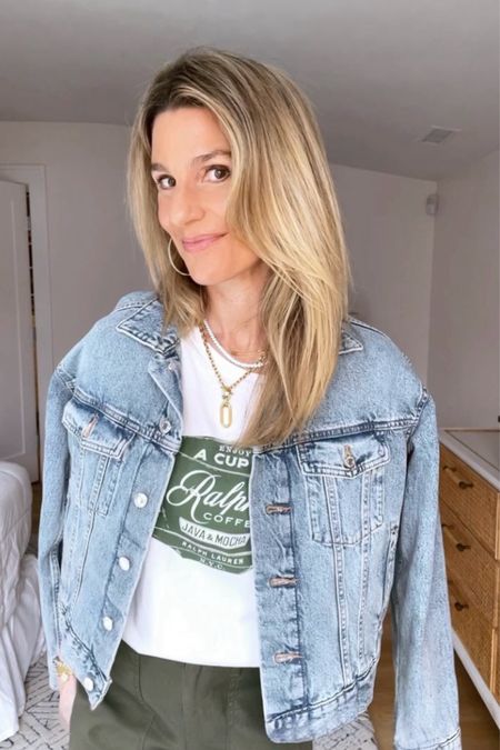 Make your tee shirts more interesting! I rounded up graphic tees that amp up your style for a very little $$ please shop my links ouf you plan to buy, my small account needs your support!

#LTKStyleTip #LTKFindsUnder100 #LTKFindsUnder50