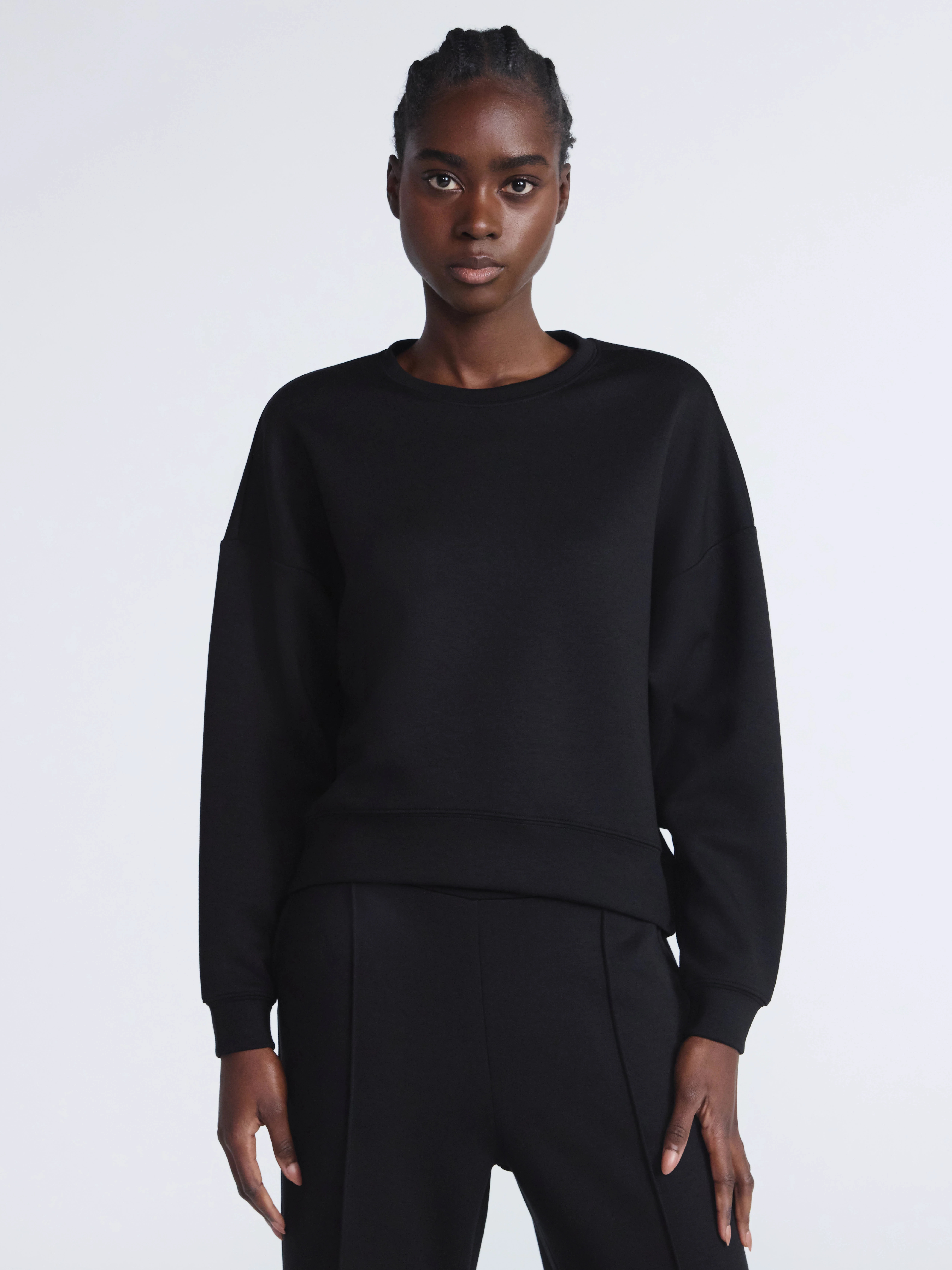 Scoop Women's and Women's Plus New Scubaknit Cropped Sweatshirt with Drop Sleeves, Sizes XS-4X | Walmart (US)