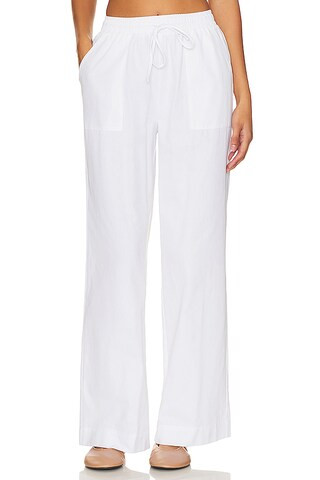 superdown Amy Cargo Pant in White from Revolve.com | Revolve Clothing (Global)