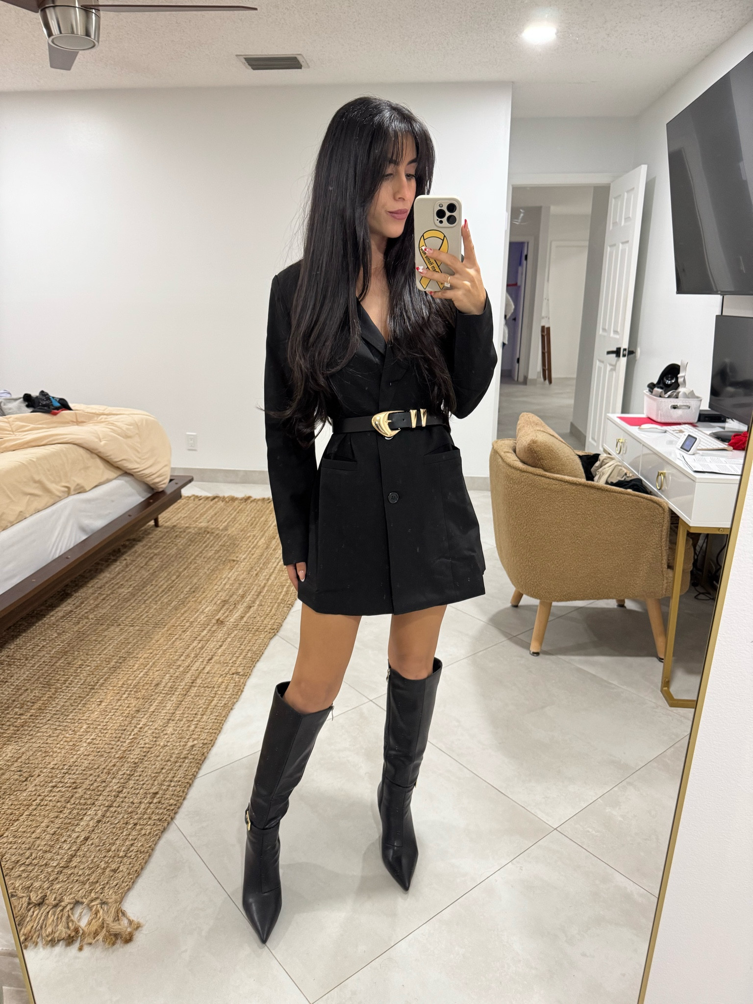 Size small blazer 🤍

#LTKStyleTip #LTKFindsUnder100 #LTKShoeCrush