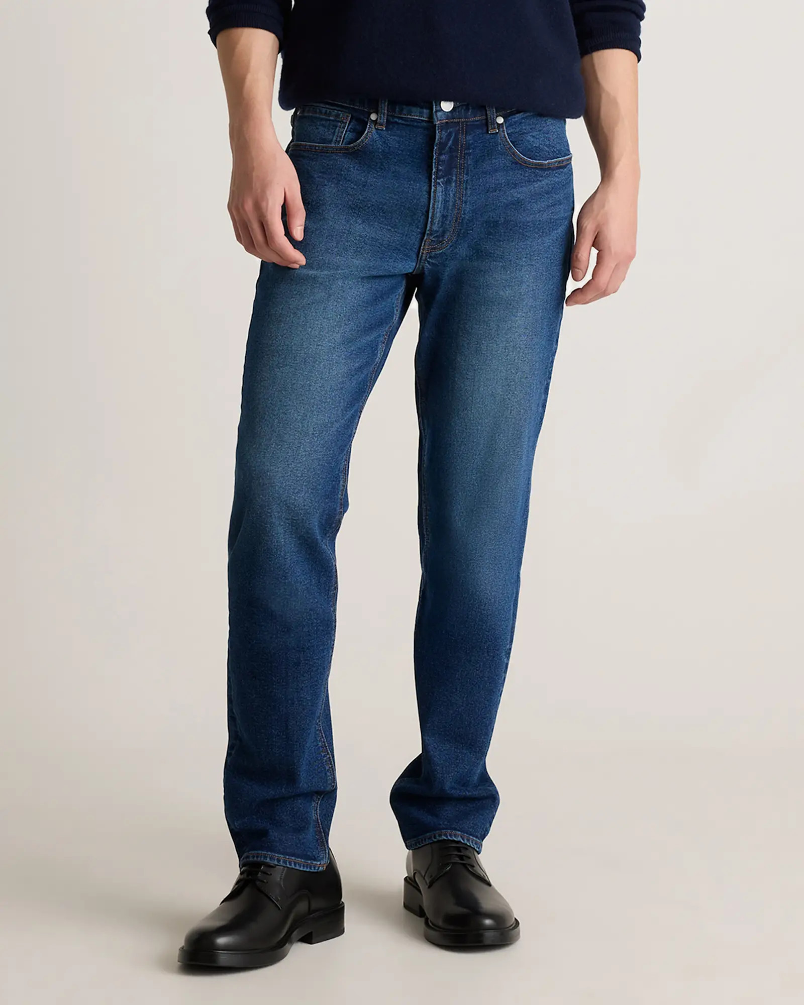 Warren Stretch Straight Jeans in Dusk Blue | Quince